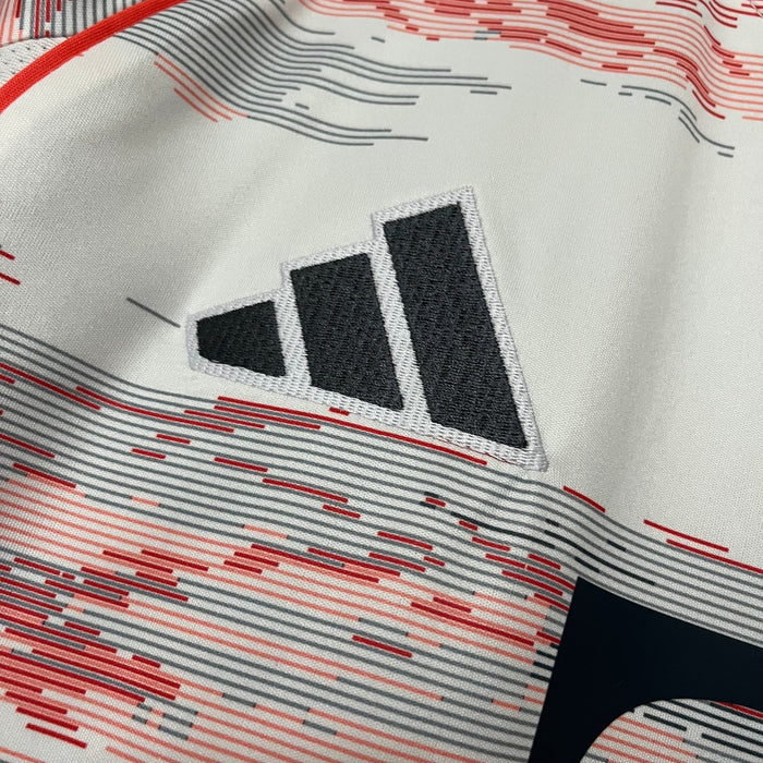 Bayern Munich 25-26 | Away