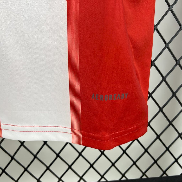 Bayern Munich 25-26 | Home