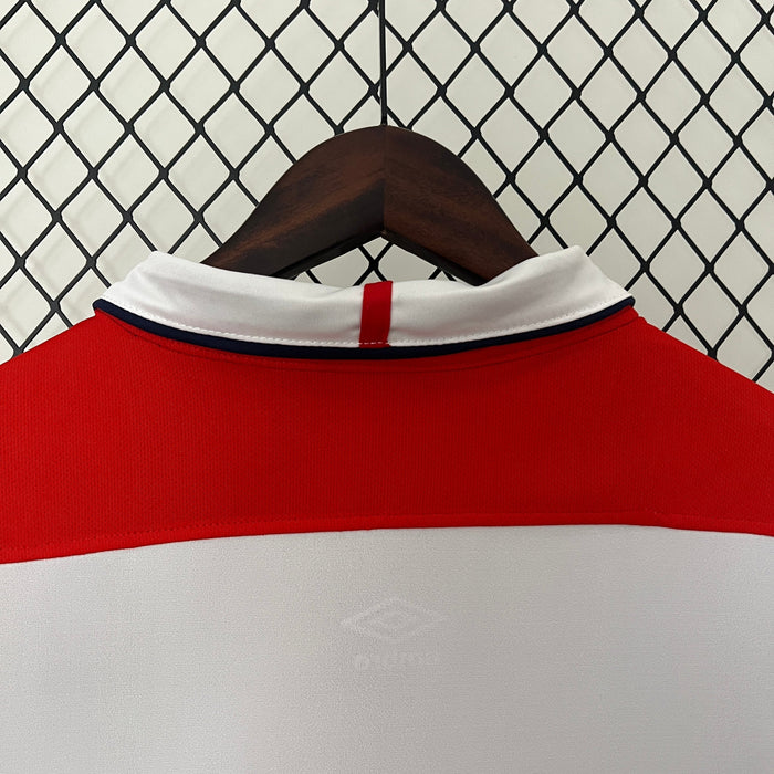 England 2004 | Retro Home