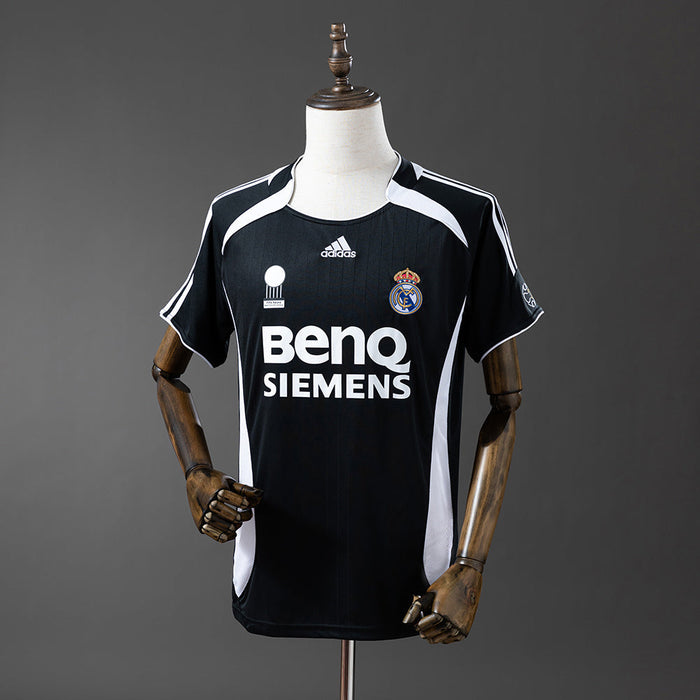 Real Madrid 06-07 | Away